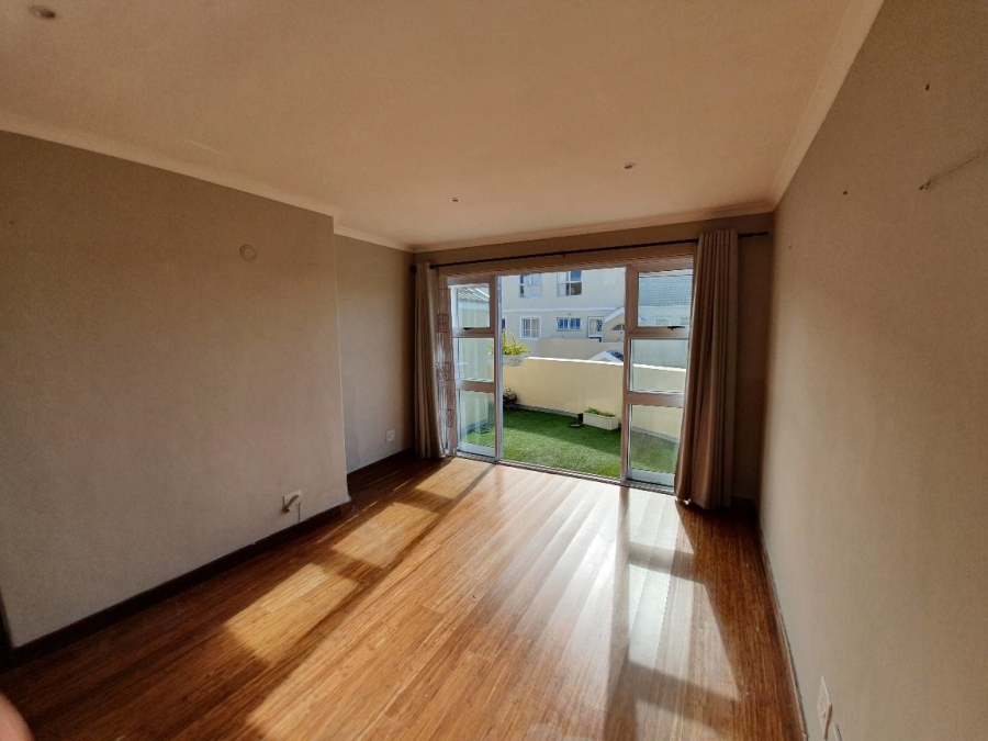 To Let 2 Bedroom Property for Rent in Rondebosch Village Western Cape